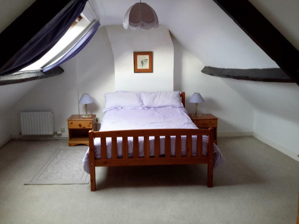 וויטבי Lupine Cottage מראה חיצוני תמונה